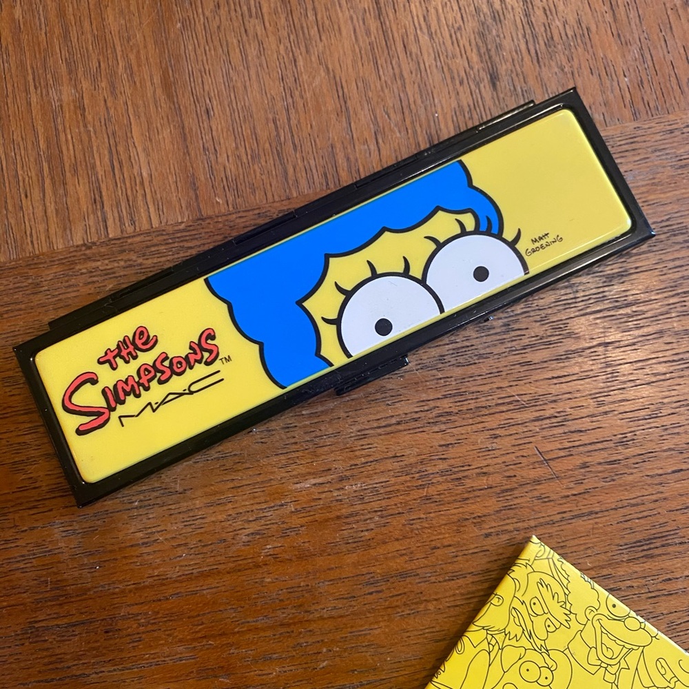 MAC x Simpsons eyeshadow palette & nail stickers